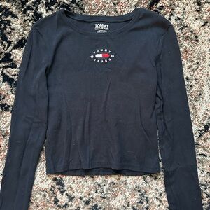 tommy long sleeved top